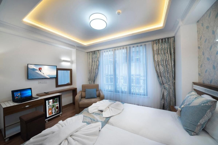 Bedroom 3, Lika Hotel - Standard Double or Twin Room in Istanbul, Fatih
