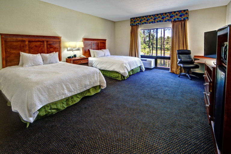 Bedroom 3, Hampton Inn Quincy, Gadsden