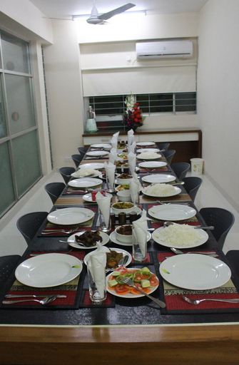 Food & Drinks, Naas Serviced Apartments, Dhaka