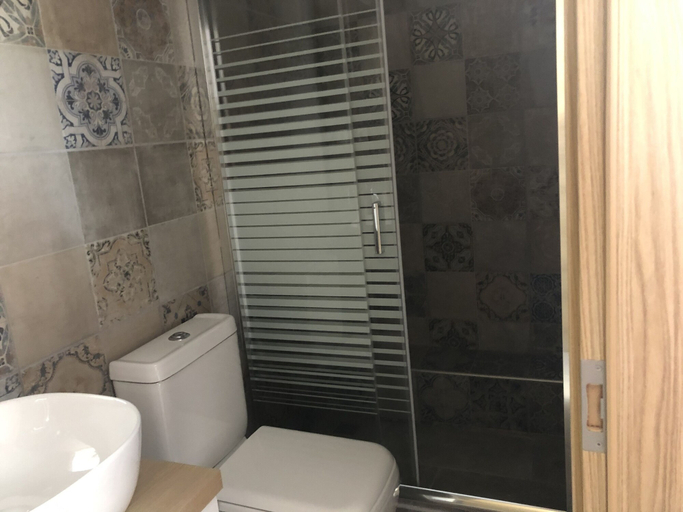 Bathroom 4, Villa Venetia, Ionian Islands