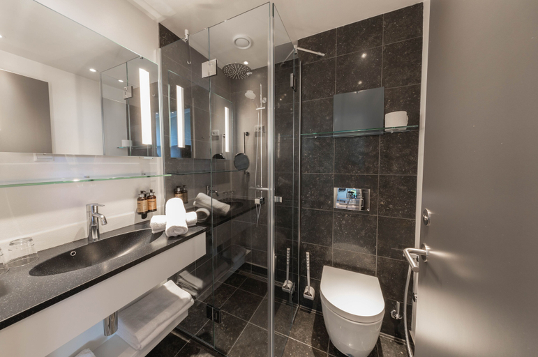 Bathroom 4, Best Western Plus Hotel Ilulissat