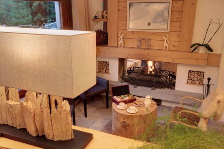Others 5, Chalet Hotel Les Campanules, Haute-Savoie