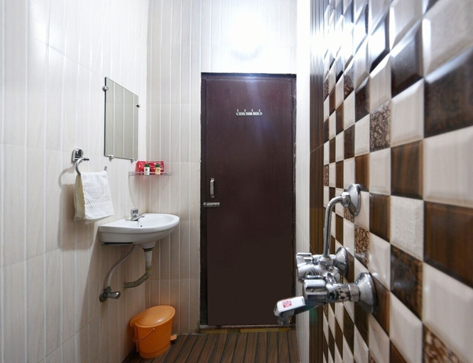 Bathroom 4, Hotel Mahima, Gwalior