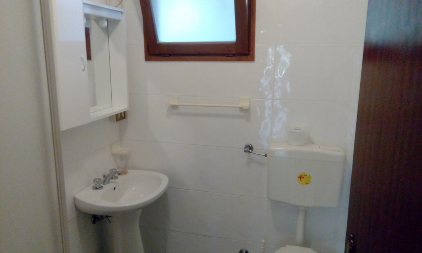 Bathroom, Camping Scogliera Azzurra, Vibo Valentia
