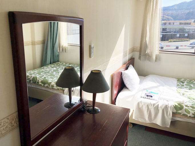 Bedroom 3, Business Hotel Fujimi, Fujiyoshida