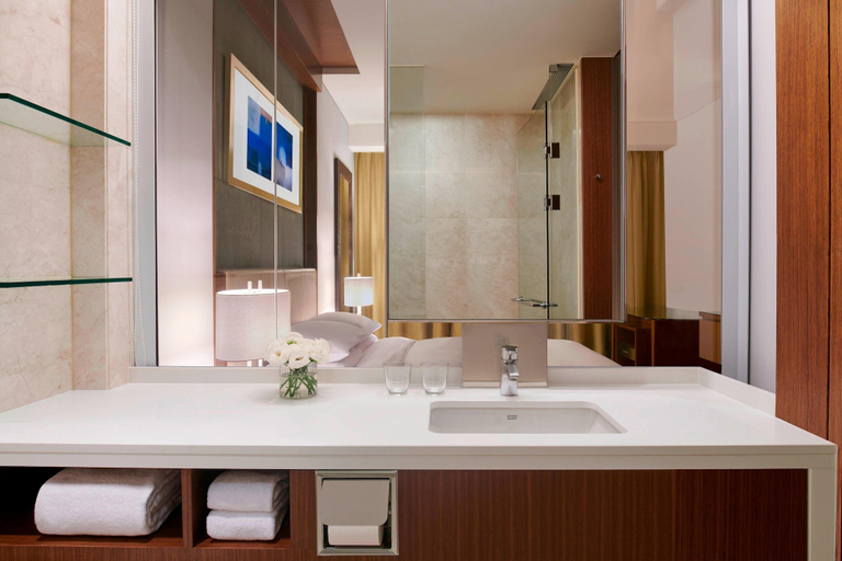 Bathroom 5, Courtyard by Marriott Seoul Times Square, Yeongdeungpo