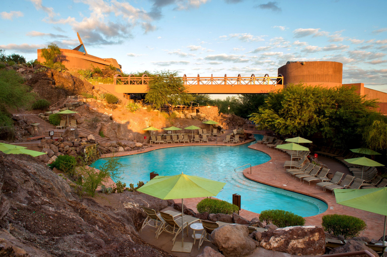 Sport & Beauty 2, Marriott Phoenix Resort Tempe at The Buttes, Maricopa