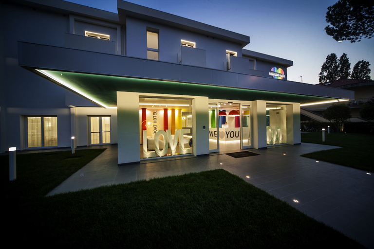 Exterior & Views 2, Love Boat, Rimini