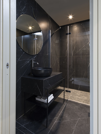Bathroom 4, Palazzo Cornalia , Milano