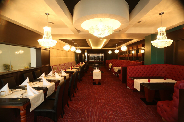 Food & Drinks 5, VPX Hotel, Cañete