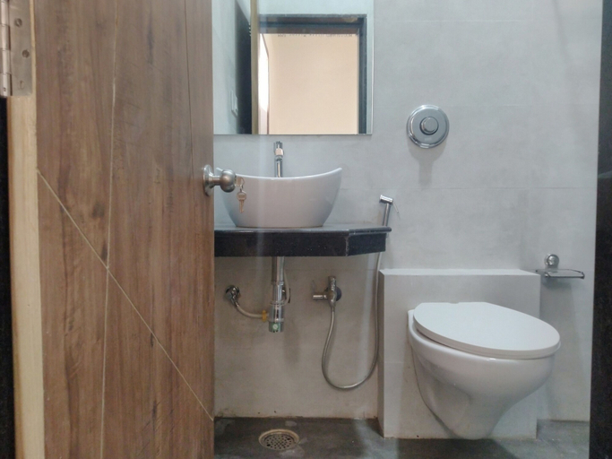 Bathroom 3, Aapni Haveli, Jaisalmer
