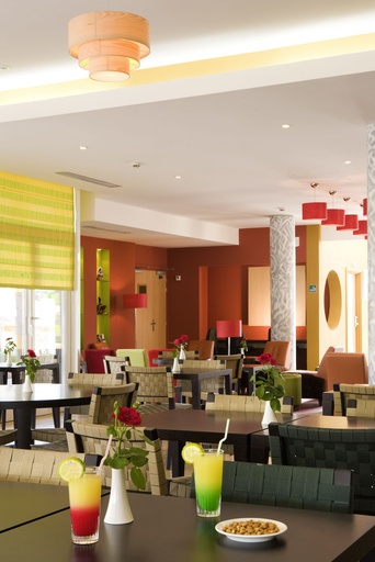 Food & Drinks 5, ibis Cotonou, Cotonou