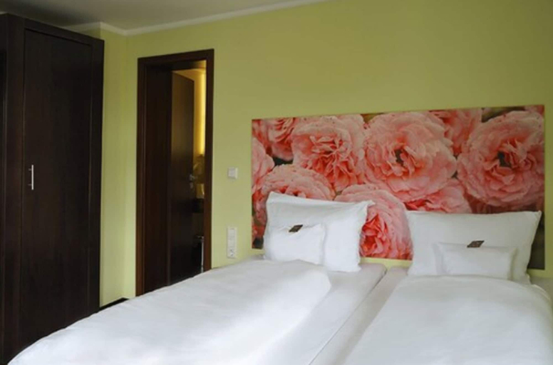 Bedroom 3, Heckenrose, Ortenaukreis