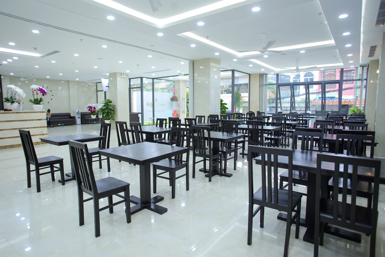 Food & Drinks 4, SoLex Hotel, Tân Bình