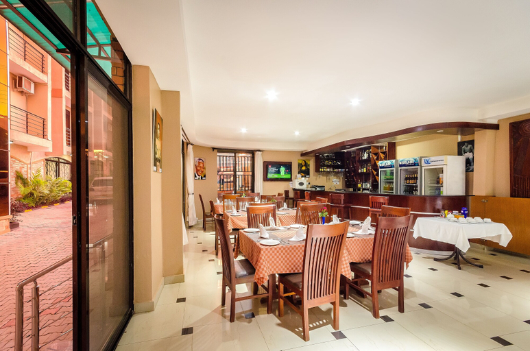 Food & Drinks 5, Marie's Royale Hotel, Kampala
