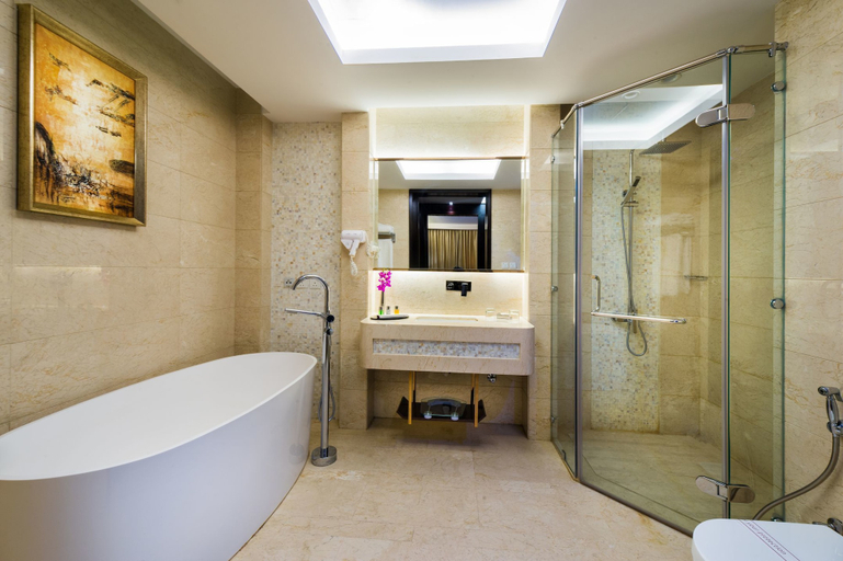 Bathroom 4, Boudl Al Sahafa, Riyadh