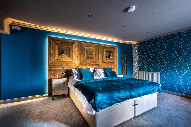 Bedroom 2, The Cricketers, Essex