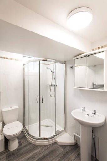 Bathroom 4, Tregenna Castle Resort, Cornwall