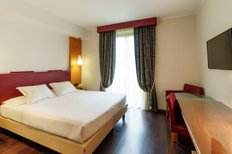 Bedroom 4, Red's Redaelli Hotel, Lecco