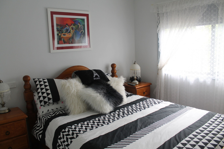 Ducati's Bed and Breakfast, Port Stephens