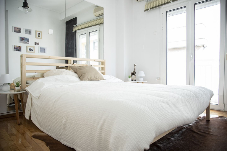 Room 5, Amazing Renovated Penthouse In Pagkrati, Attica