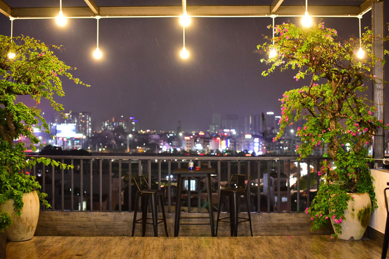 Food & Drinks, Karta Riverview Apartment, District 2