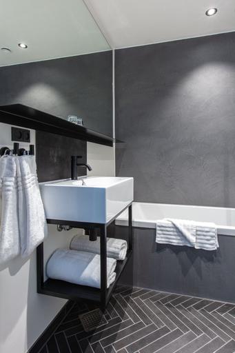 Bathroom 5, The Huxley Copenhagen, BW Premier Collection, Copenhagen
