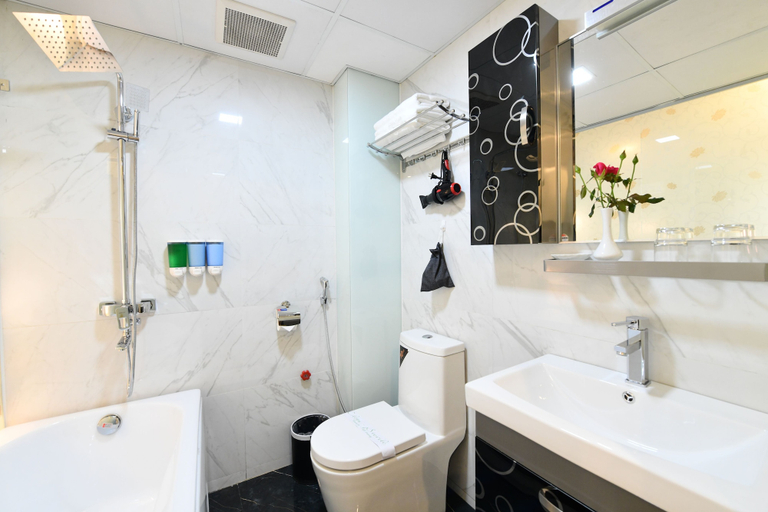 Bathroom 4, Hanoi Bella Rosa Trendy Hotel, Hoàn Kiếm
