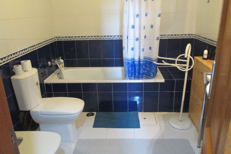Bathroom 4, Residencial Marialva Park, Seixal