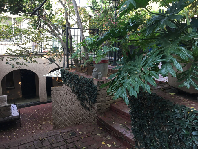 Others 5, Pumleni Guesthouse, Bojanala