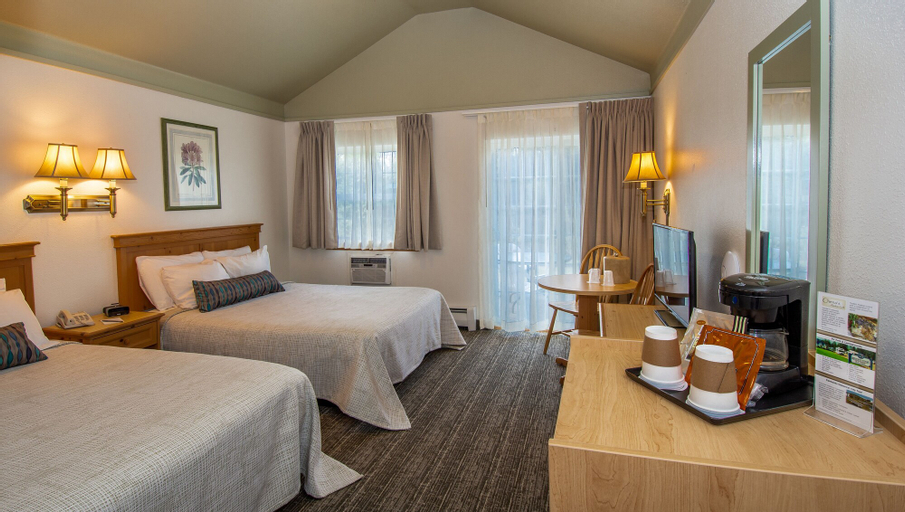 Rivers Edge Resort, Fairbanks North Star