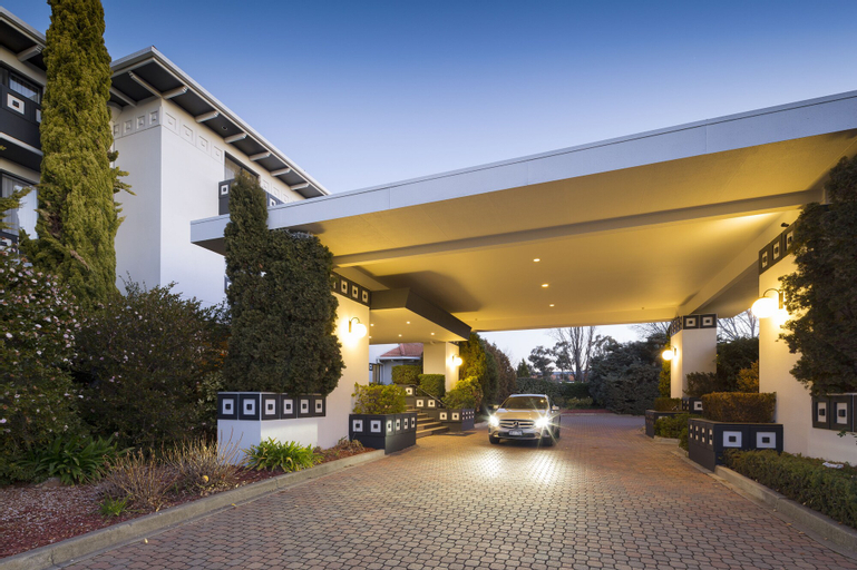 Public Area 5, Ramada by Wyndham Diplomat Canberra, Canberra