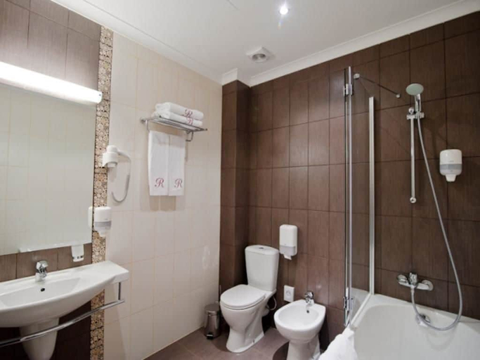Bathroom 4, Optima Collection Troitska, Dnipropetrovs'ka