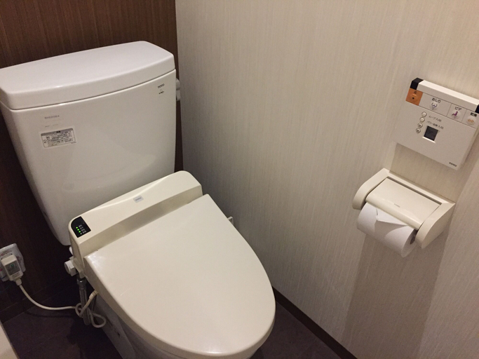 Bathroom 4, Hotel Kikunoya, Hatsukaichi