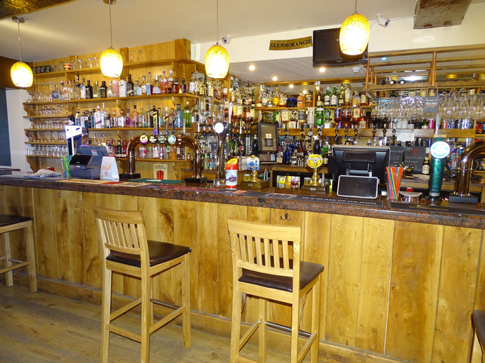 Food & Drinks 4, Ellesmere Hotel, Shropshire