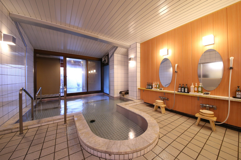 Bathroom 4, Kawaguchiko Park Hotel, Fujikawaguchiko
