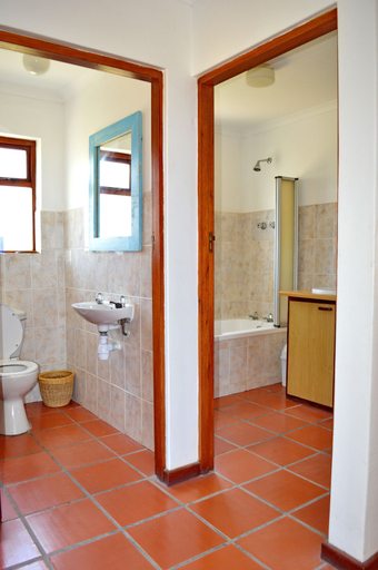 Bathroom 3, Gourikwa Reserve, Eden