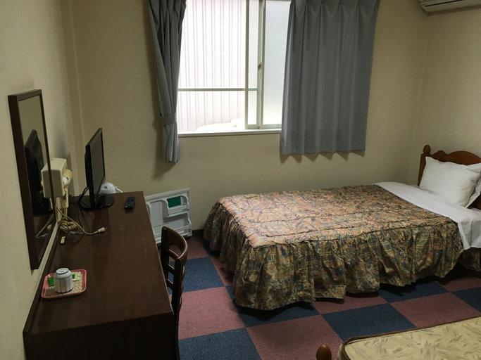 Bedroom 3, Business Hotel Amakusa, Kami-Amakusa
