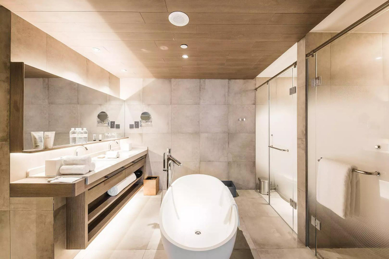 Bathroom 2, Club Med Joyview Golden Coast, Qinhuangdao