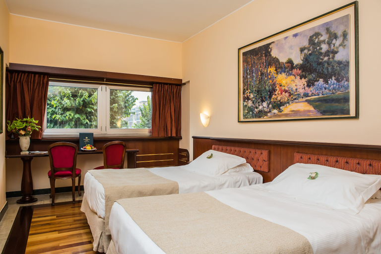 Bedroom 2, Santa Barbara Hotel, Milano