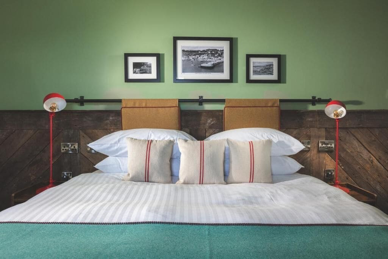 Bedroom 3, Rock Point Inn, Dorset