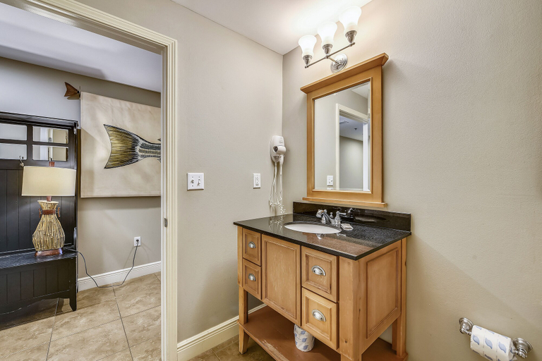 Bathroom 3, Sterling Breeze by Book That Condo, Bay