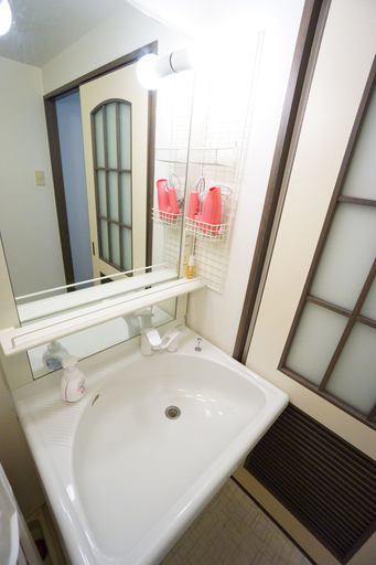 Bathroom 5, Terry's Apartment Shinsaibashi East I G06B, Osaka