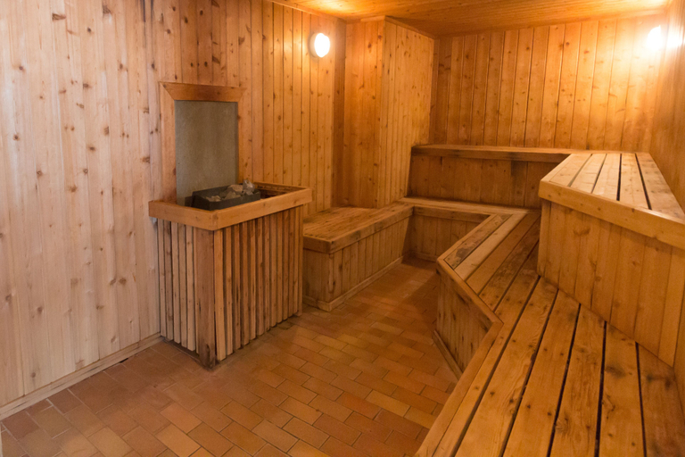 Sport & Beauty 5, Marmot Lodge, Division No. 15