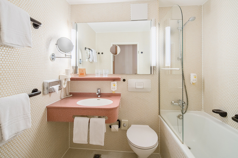 Bathroom 4, Am Nockherberg Hotel, München
