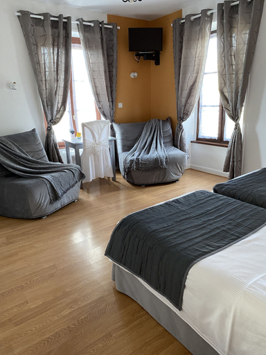 Bedroom 4, A l'Aube des Volcans, Puy-de-Dôme
