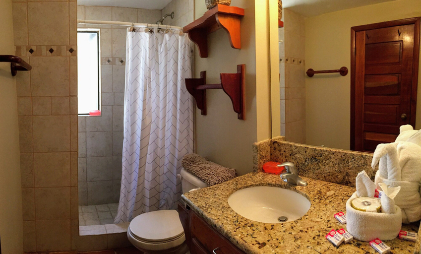 Bathroom 3, Tradewinds Paradise Villas