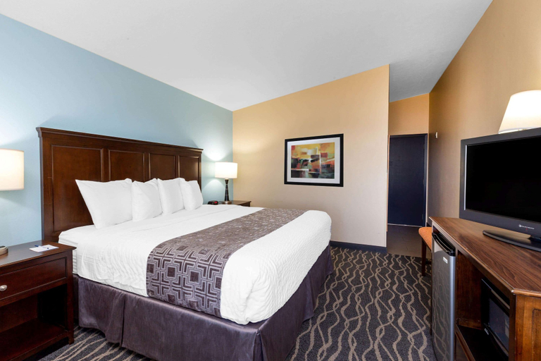 Bedroom 4, Baymont by Wyndham Tri-Cities/Kennewick WA, Benton