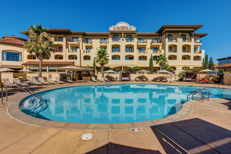 Exterior & Views 2, The Murieta Inn & Spa, Sacramento
