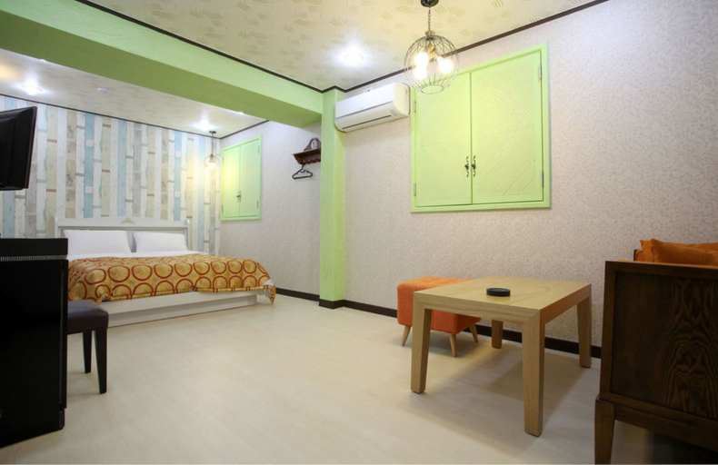 Others 4, Yegrina Motel, Nonsan